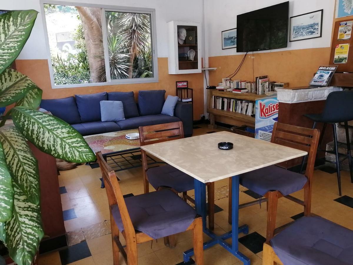 Union Amicale Corse Dakar Otel Dış mekan fotoğraf