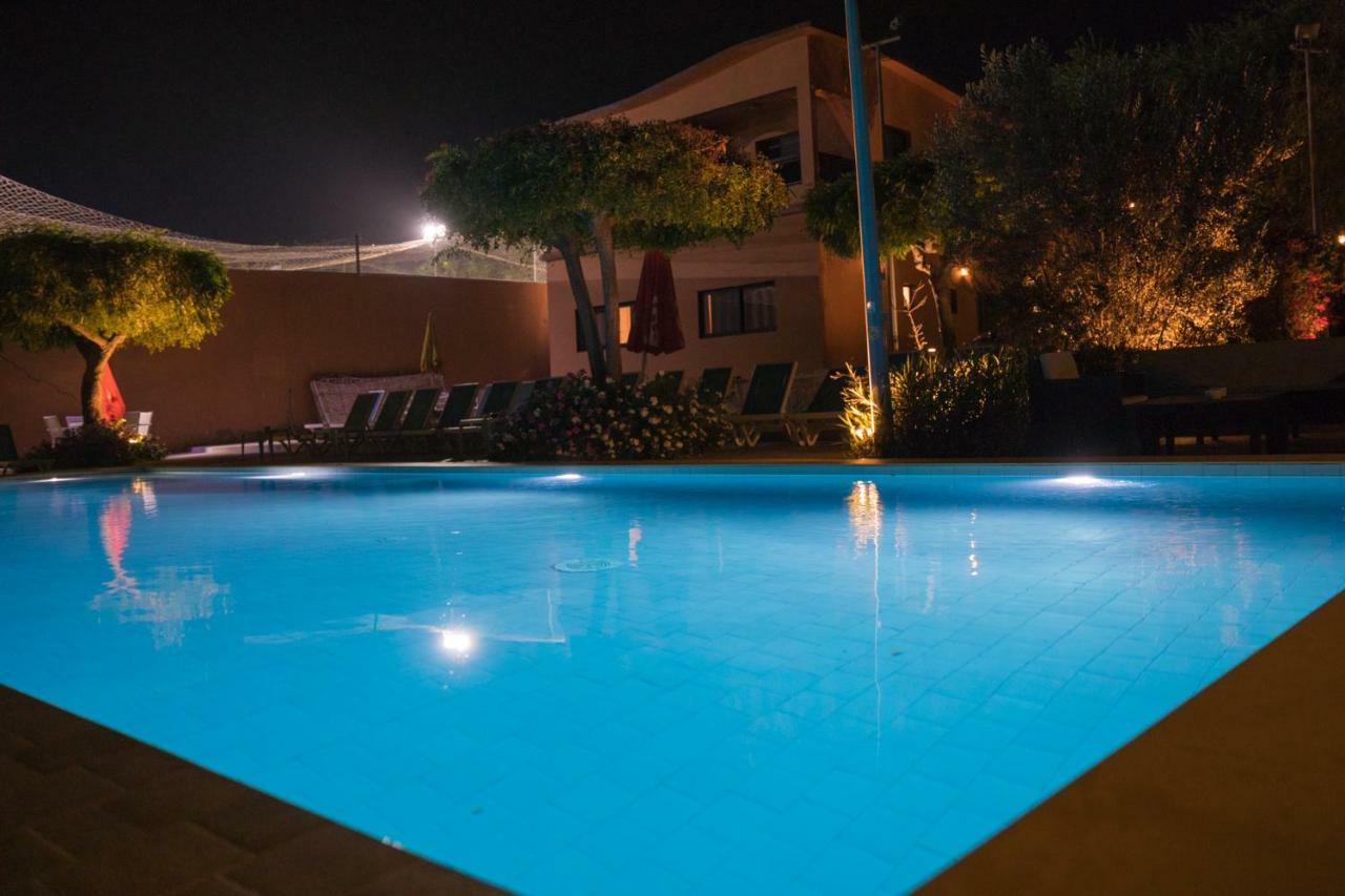 Union Amicale Corse Dakar Otel Dış mekan fotoğraf